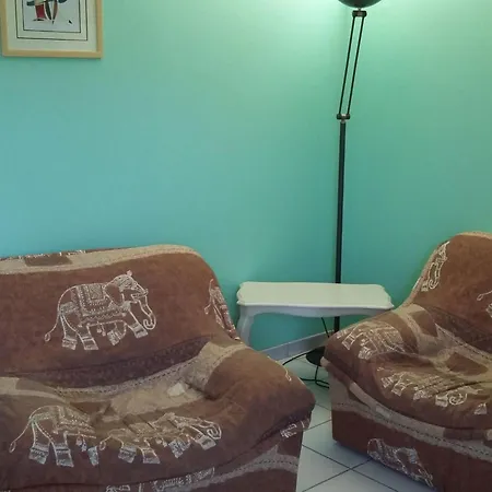 2 Personen By Interhome Appartement Labruguière